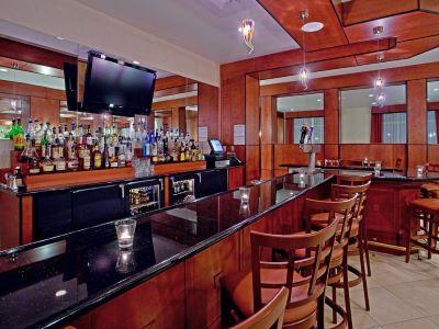 Hotel Purdue - Wayne By Ihg 3*
