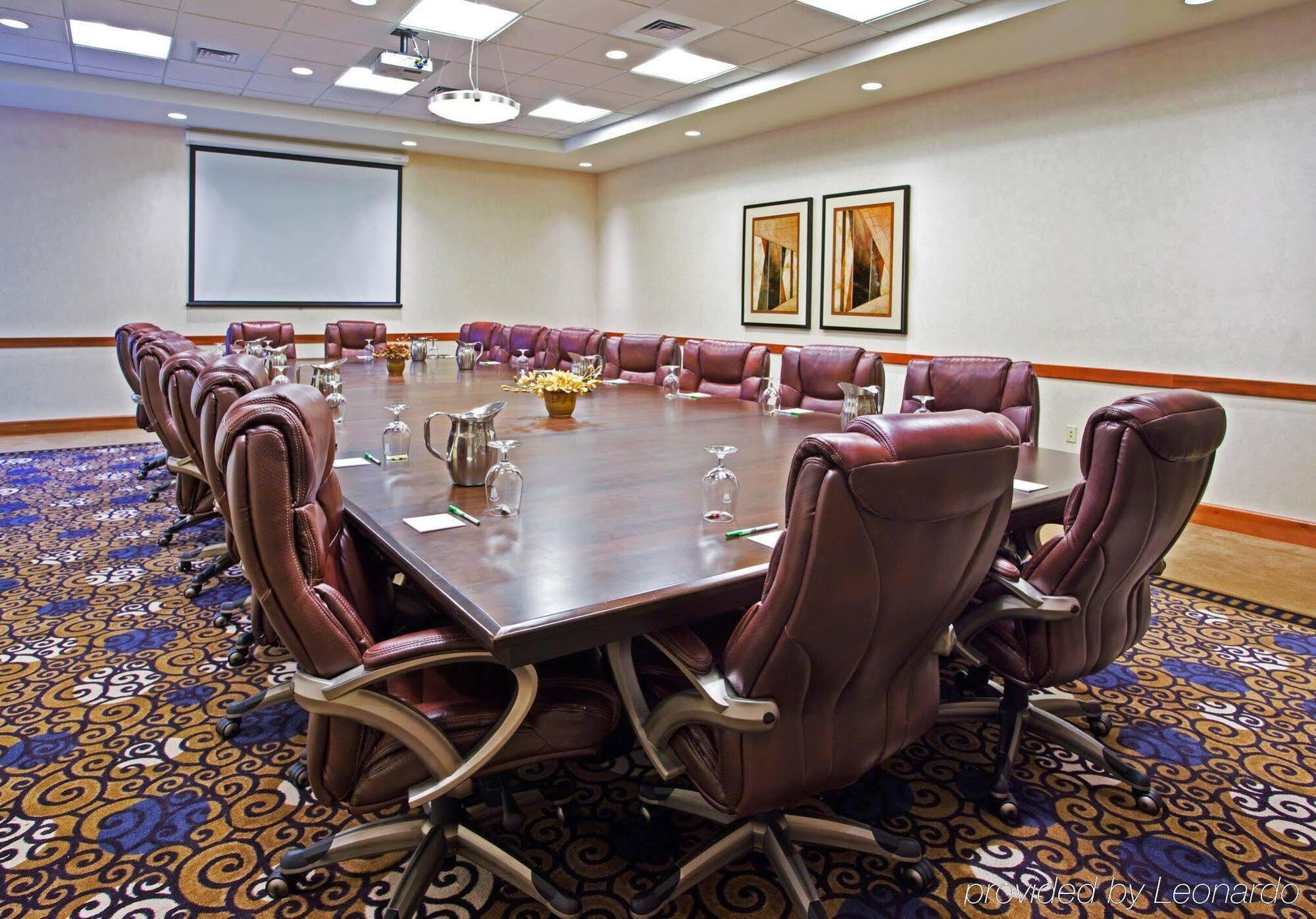 Purdue - Wayne By Ihg Hotel 3*