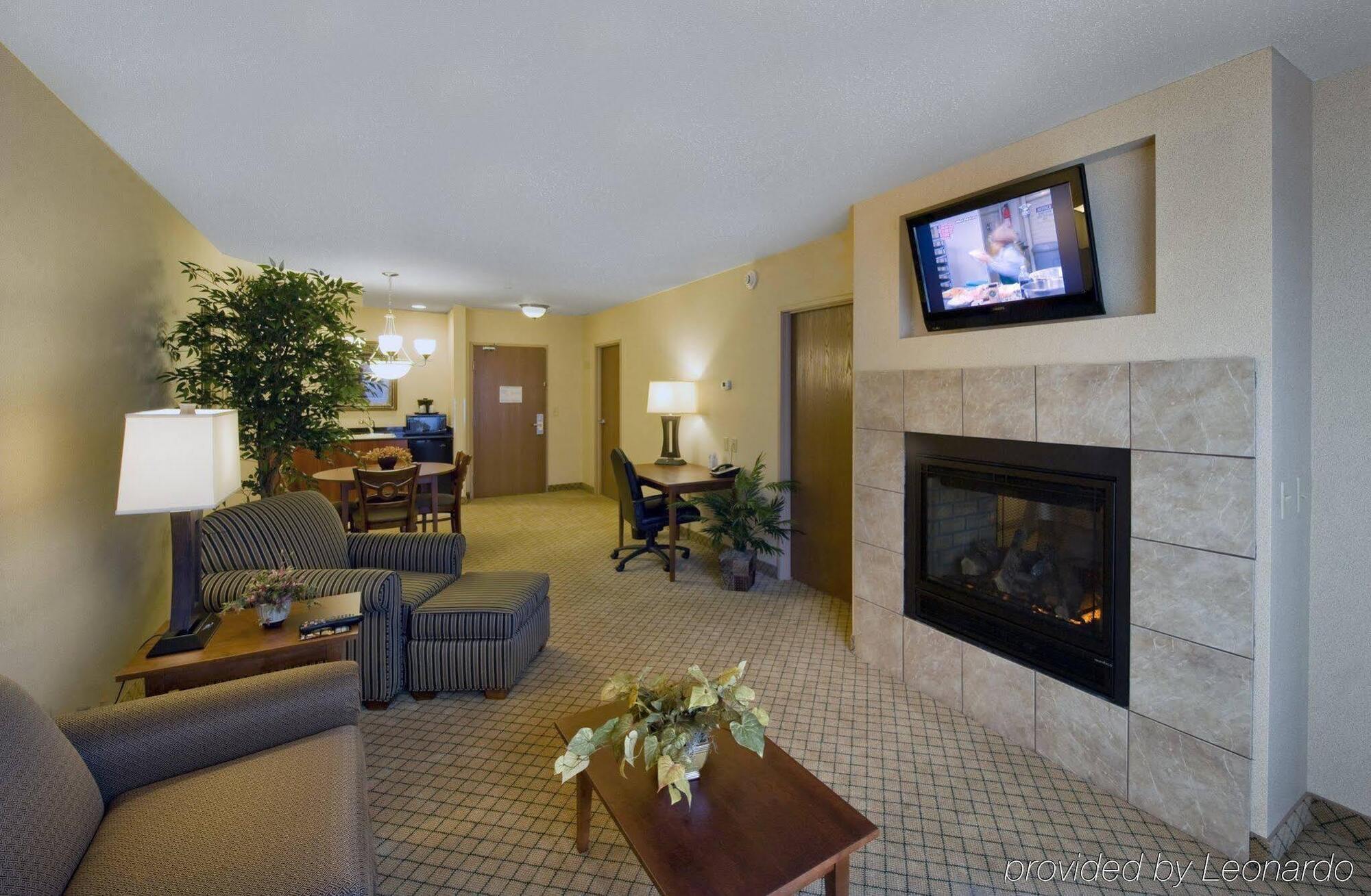Hotel Purdue - Wayne By Ihg 3*
